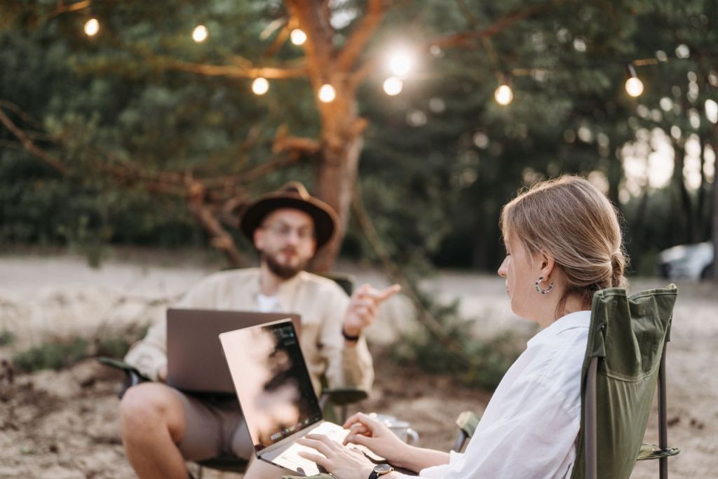 How to Build a Flexible Career That Lets You Work and Travel Freely